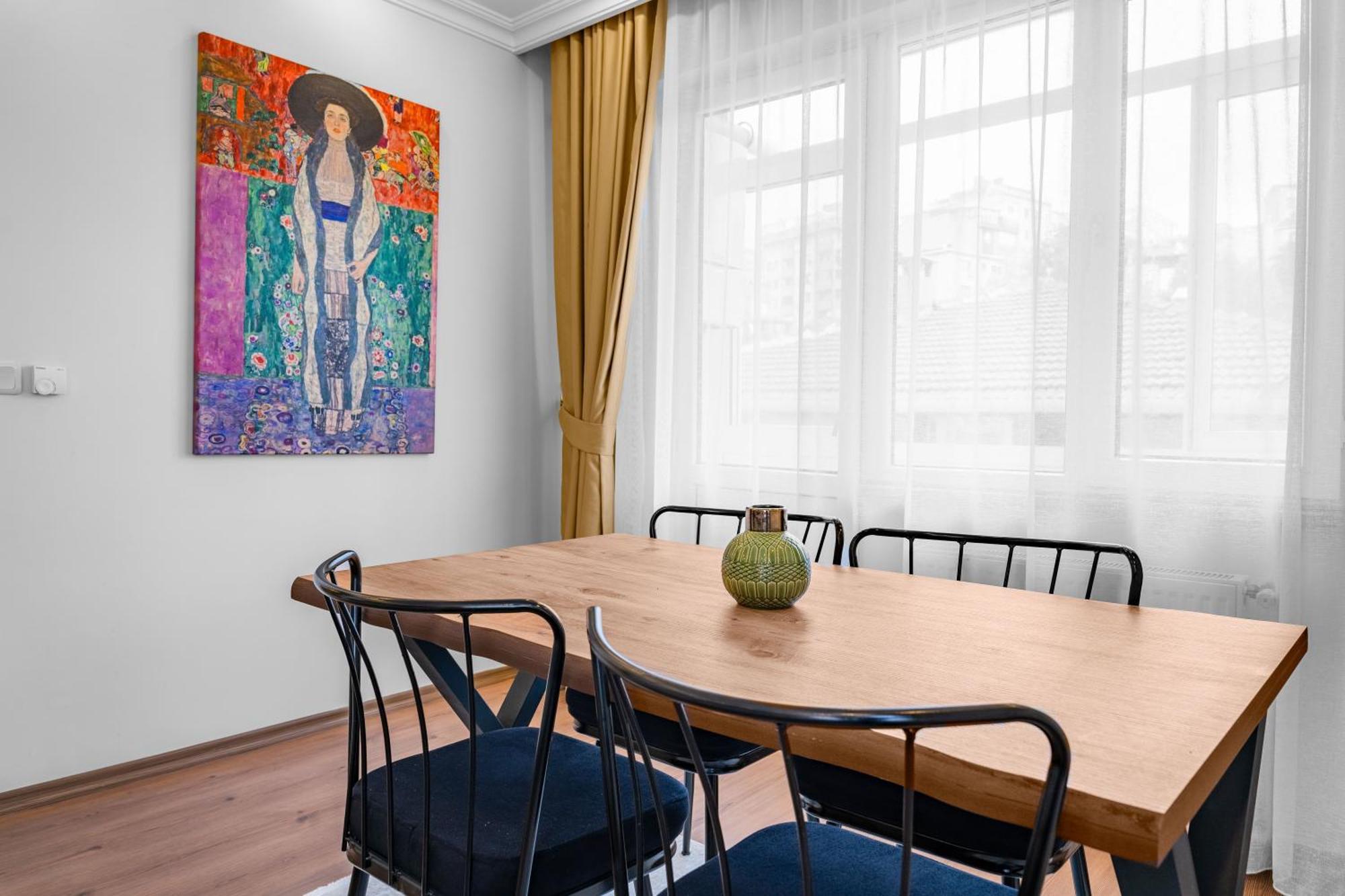 Daire Bright & Cozy 2br Located In The Heart Of Living *