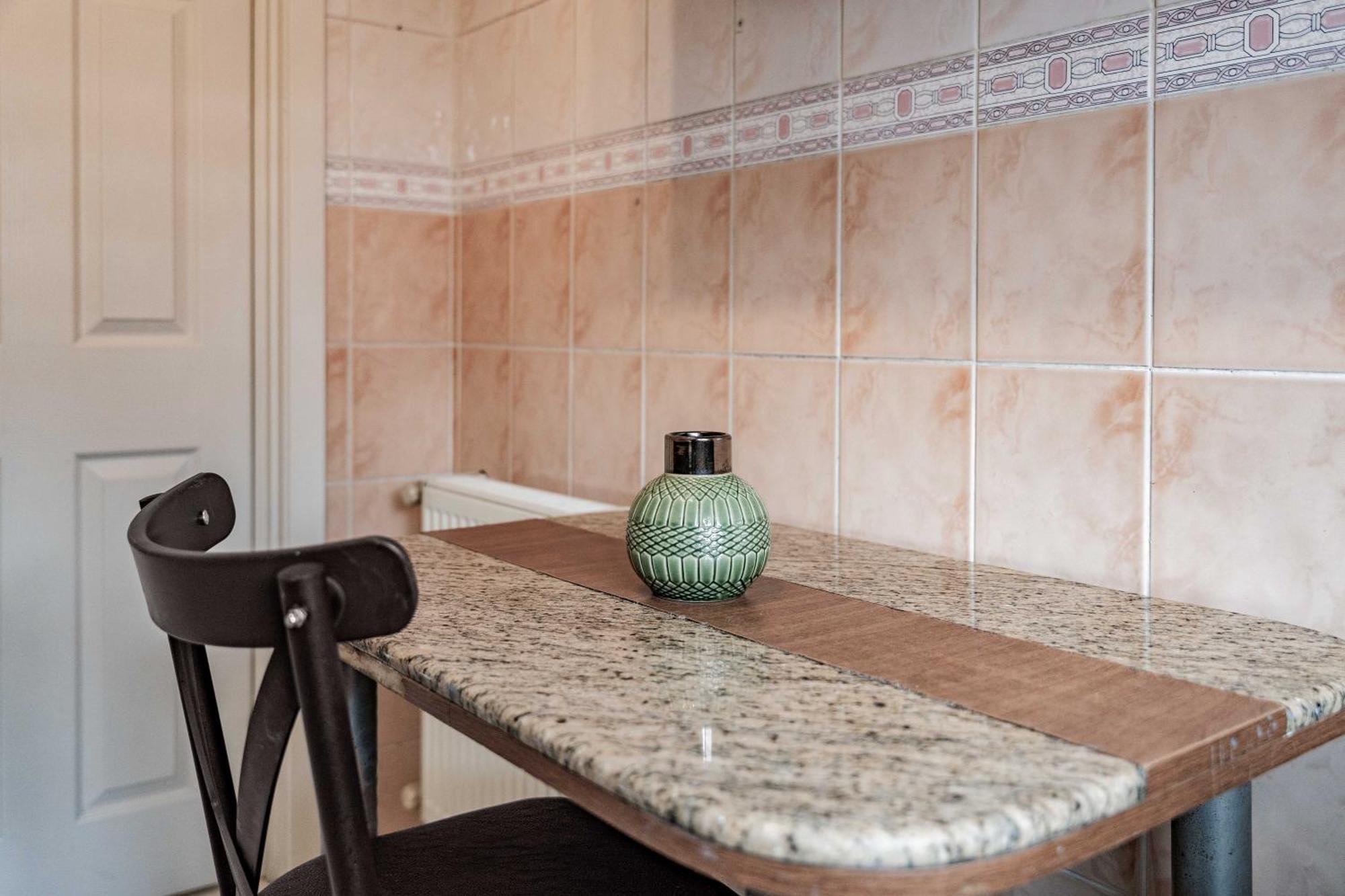 Daire Bright & Cozy 2br Located In The Heart Of Living